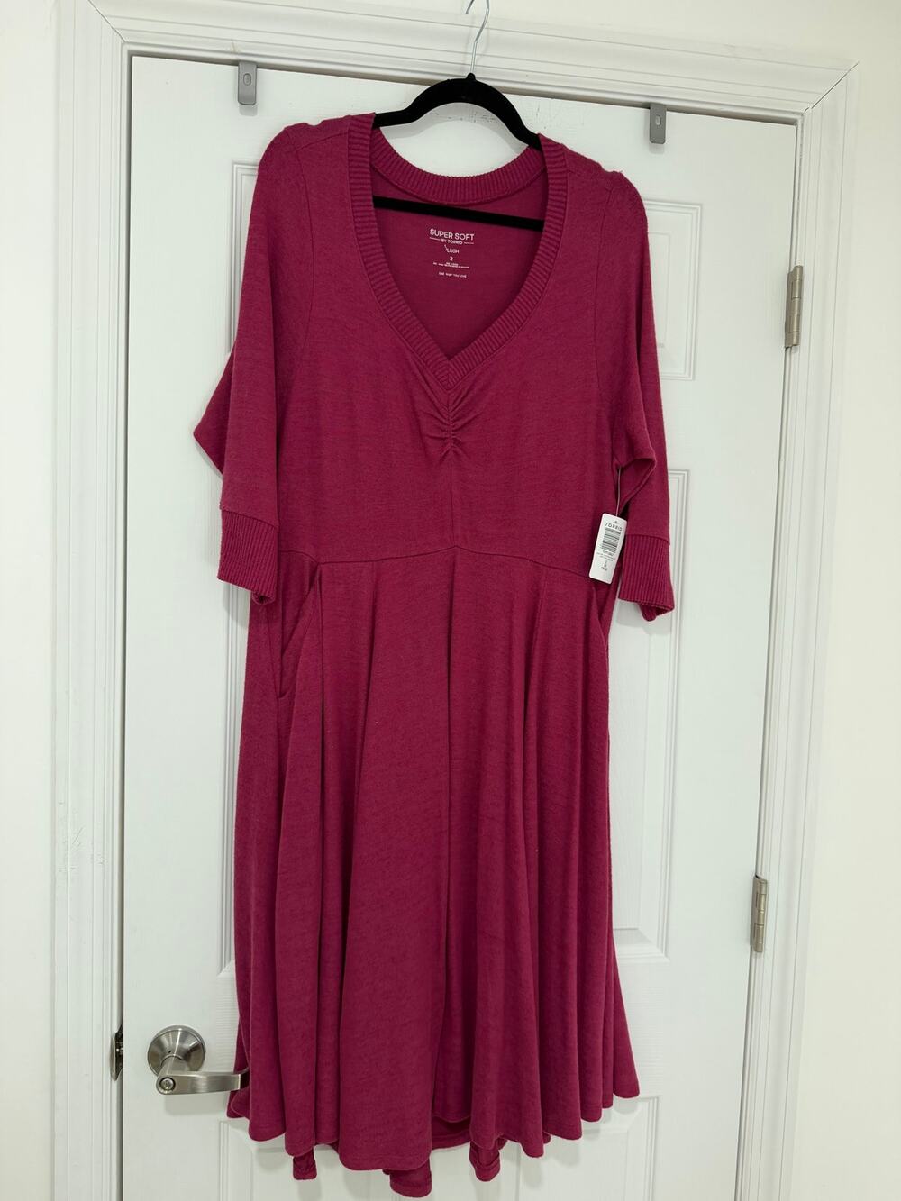 Torrid - Women's - Raspberry Pink Super Soft Sweater Dress - Size 2 NWT